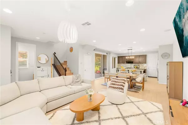 7169 Logsdon DR, Eastvale, CA 92880