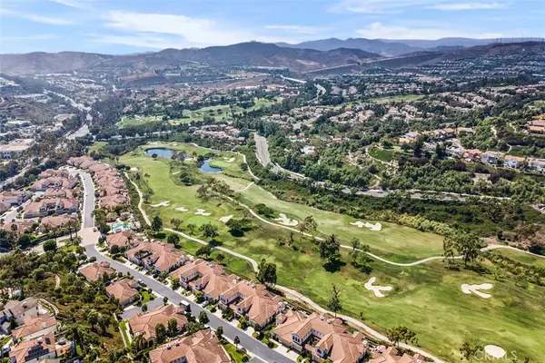 64 Avenida Cristal, San Clemente, CA 92673