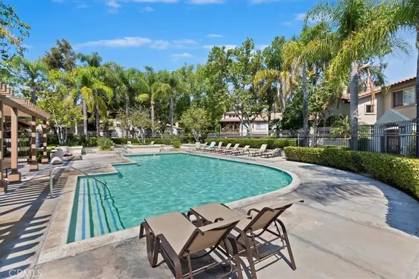 Rancho Santa Margarita, CA 92688,27 Tierra Plano