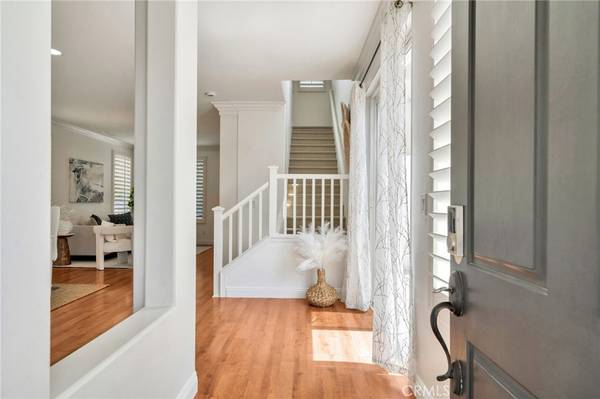 Huntington Beach, CA 92649,16832 Roosevelt LN