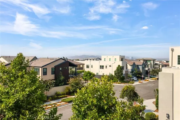 319 Sawbuck, Irvine, CA 92618
