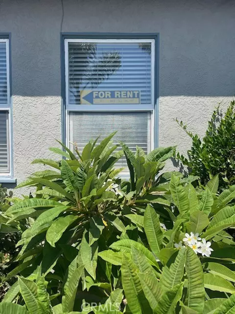 5805 E 2nd ST, Long Beach, CA 90803