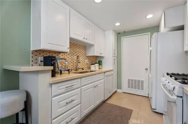 Huntington Beach, CA 92647,17722 Sergio Circle #CI104