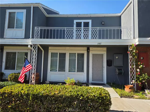 107 Morristown LN, Costa Mesa, CA 92626