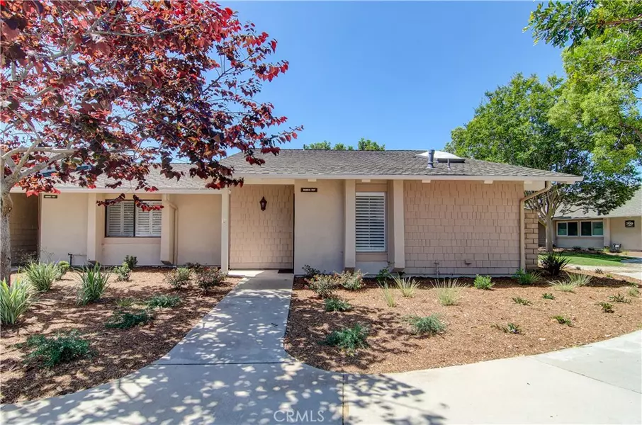 8566 Fallbrook CIR #707D, Huntington Beach, CA 92646