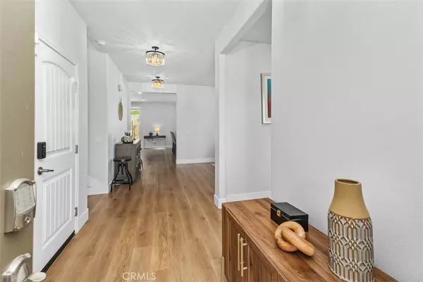 Corona, CA 92883,26407 Towhee LN