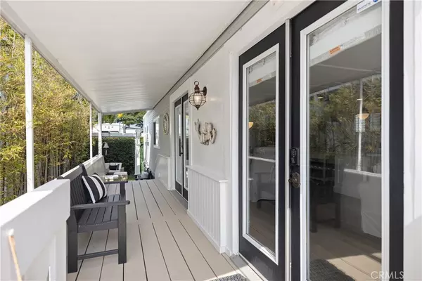 Newport Beach, CA 92660,264 Mayflower DR