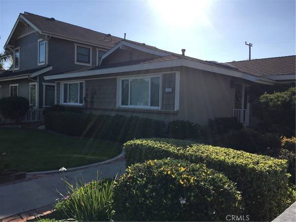 1735 Main ST, Huntington Beach, CA 92648
