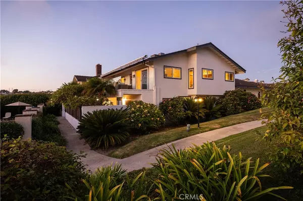 3 White Water DR, Corona Del Mar, CA 92625