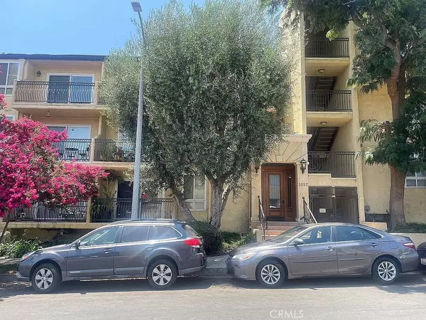 Valley Village, CA 91607,5257 Radford AVE #314