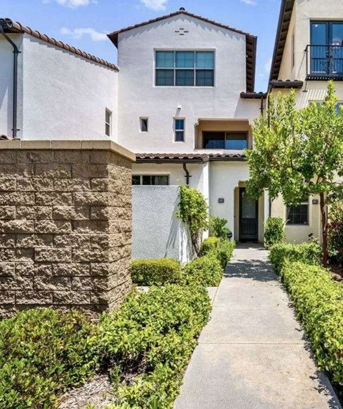 Irvine, CA 92620,121 Tallowood