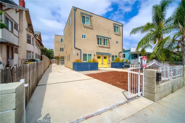 3021 S Raymond AVE, Los Angeles, CA 90007