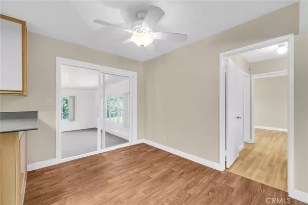 Westminster, CA 92683,13711 Chestnut ST