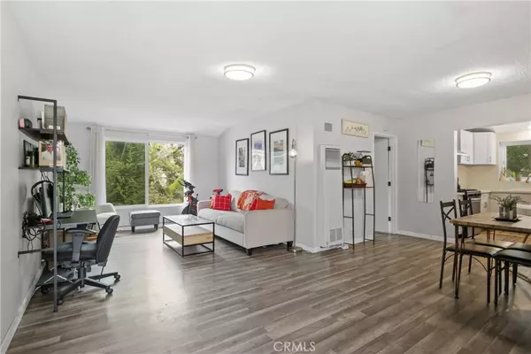 611 S Orange AVE #10, Santa Ana, CA 92701