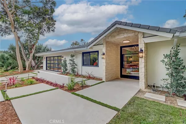 Santa Ana, CA 92705,10461 Shadyridge DR
