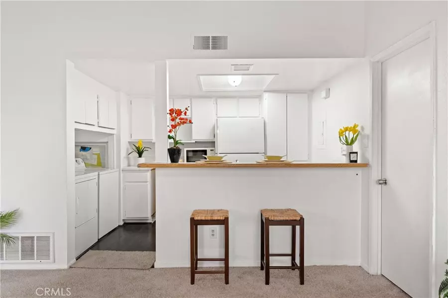 23301 #D La Crescenta, Mission Viejo, CA 92691