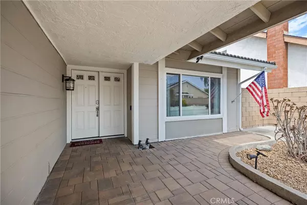 Irvine, CA 92620,15 Colonial