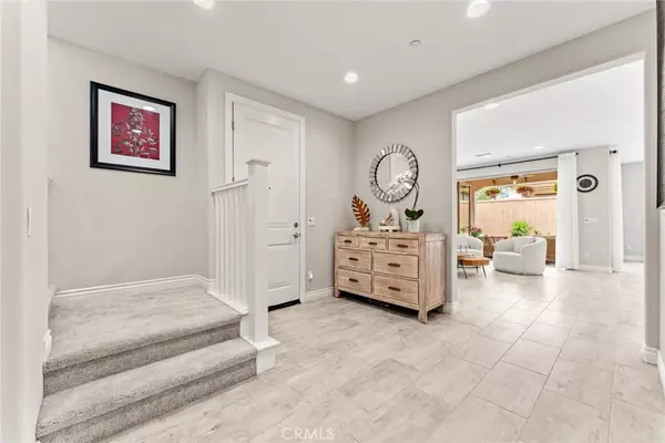 Irvine, CA 92618,227 Gaspar