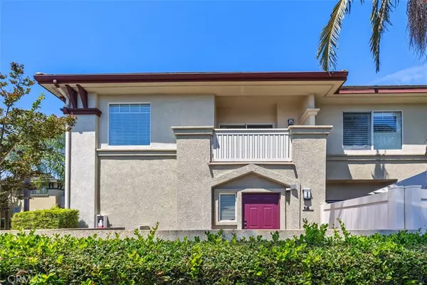 16 Mosaic, Aliso Viejo, CA 92656