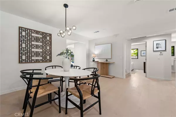 Los Angeles, CA 90066,13023 Warren AVE