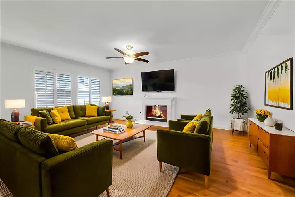 Jurupa Valley, CA 92509,5153 Wenatchee way