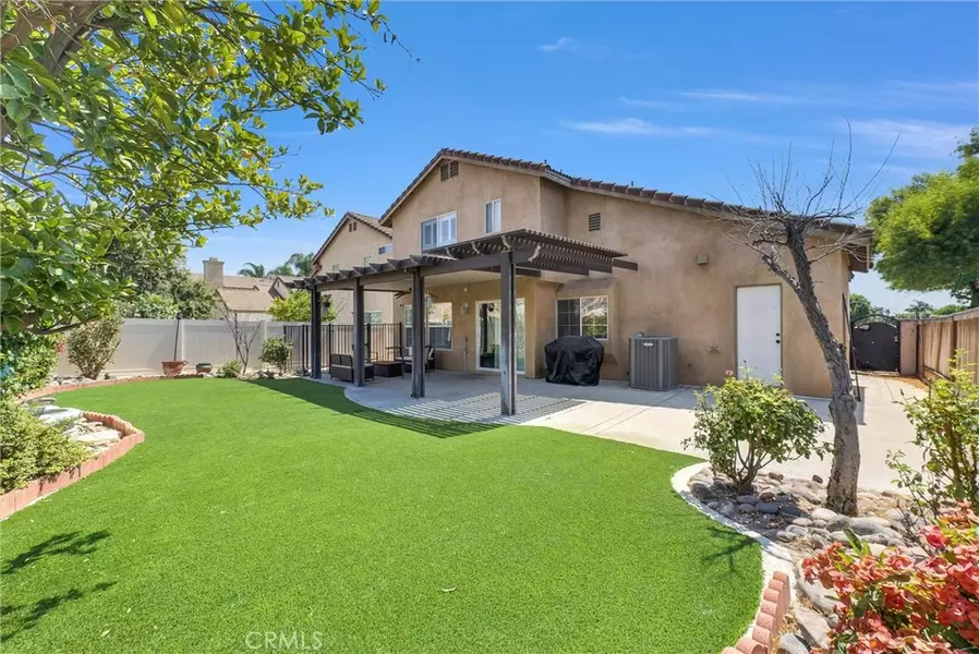 5153 Wenatchee way, Jurupa Valley, CA 92509