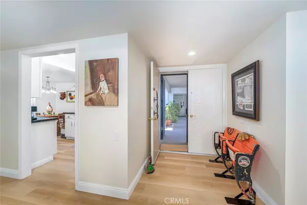 Laguna Woods, CA 92637,5370 Punta Alta #2A