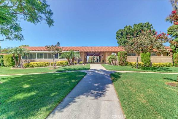 5324 Bahia Blanca W #Q, Laguna Woods, CA 92637