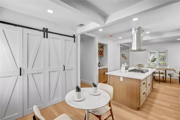 Los Angeles, CA 90016,3637 Virginia Road