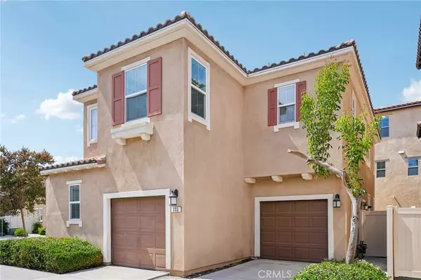 Lake Forest, CA 92630,333 Calle Elegante