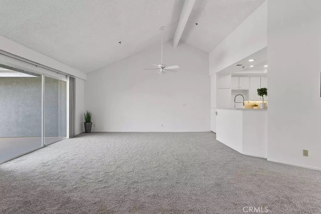 Garden Grove, CA 92843,10371 Garden Grove Boulevard #20