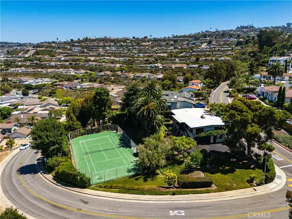 San Clemente, CA 92672,195 Avenida La Cuesta
