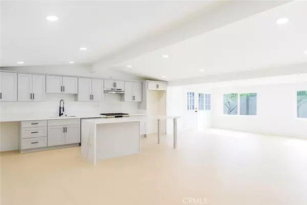 Anaheim, CA 92804,11791 Nearing DR