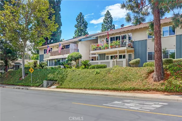 46 Calle Aragon #S, Laguna Woods, CA 92637