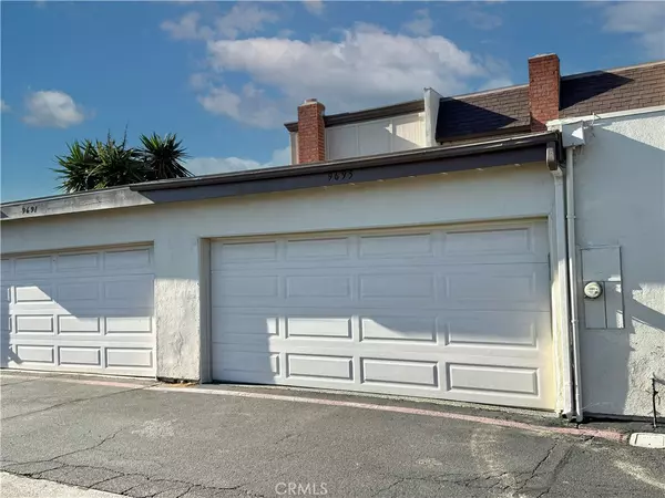 Huntington Beach, CA 92646,9695 Brookbay CIR