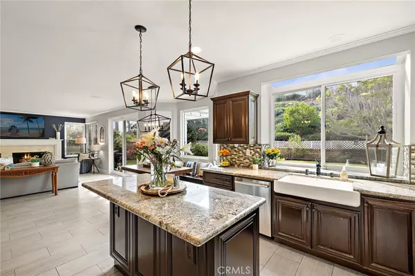 Laguna Hills, CA 92653,27041 Ironwood Drive