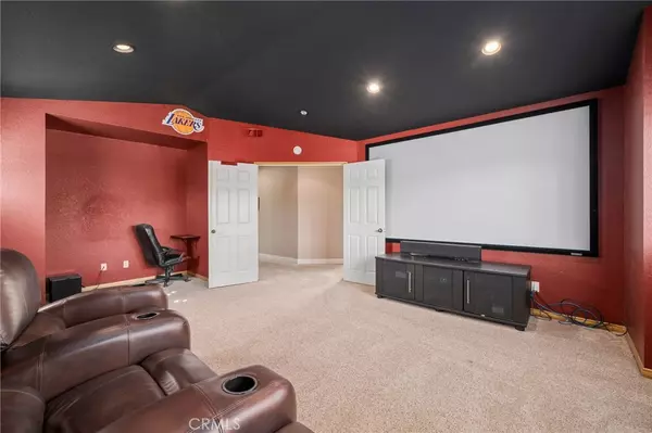 Diamond Bar, CA 91765,752 Newbury WAY