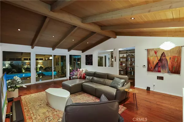 Santa Ana, CA 92706,1155 W Park LN