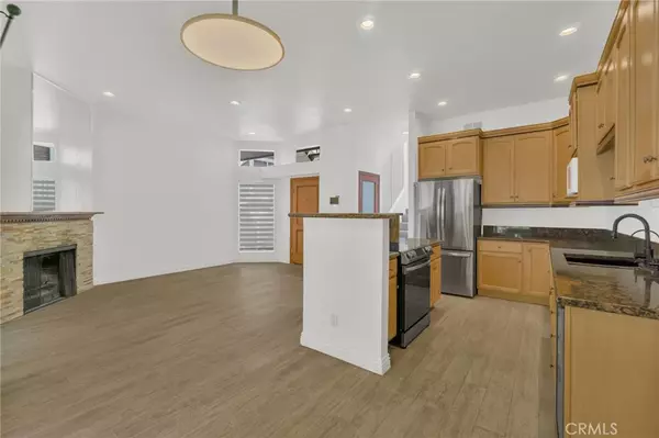 Costa Mesa, CA 92626,3021 Croyden Bay #97