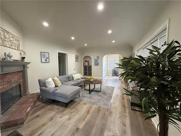 Pasadena, CA 91104,2166 Casa Grande ST
