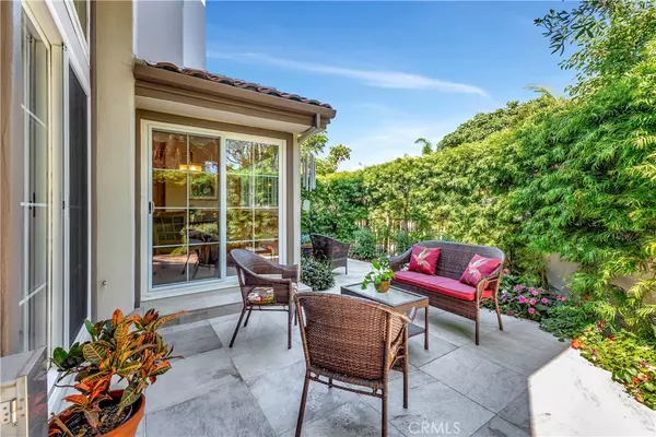 Huntington Beach, CA 92648,19362 Maidstone LN