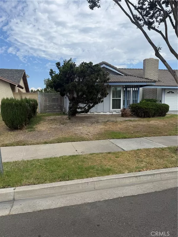 Stanton, CA 90680,10786 Mitchell DR