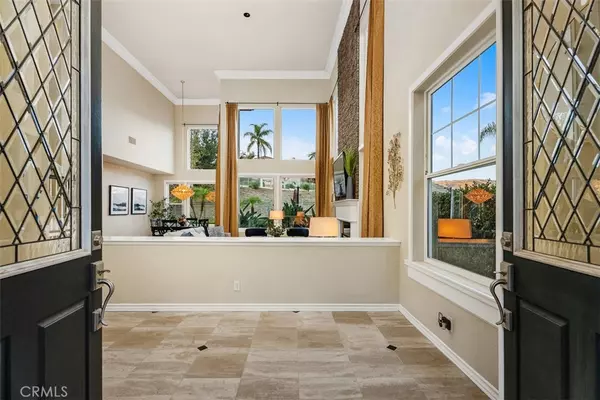 Rancho Santa Margarita, CA 92679,6 Barneburg