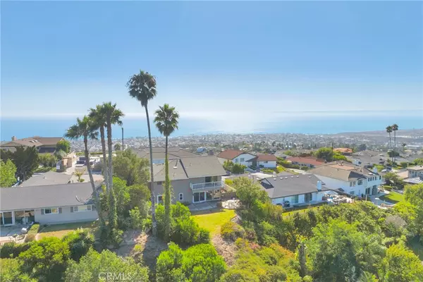 San Clemente, CA 92672,405 Avenida Salvador