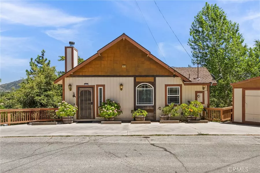 24326 Wabern DR, Crestline, CA 92325