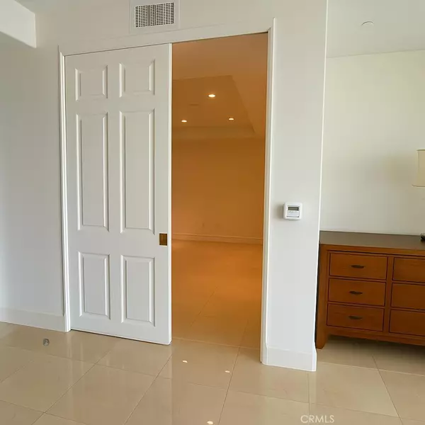 Irvine, CA 92612,3114 Scholarship