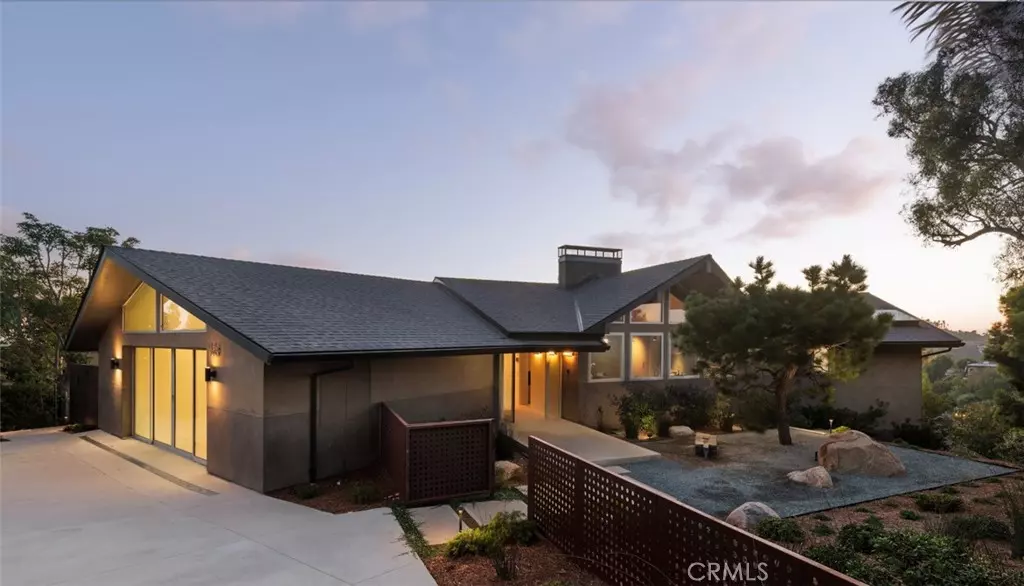 1505 Clearview LN, Santa Ana, CA 92705