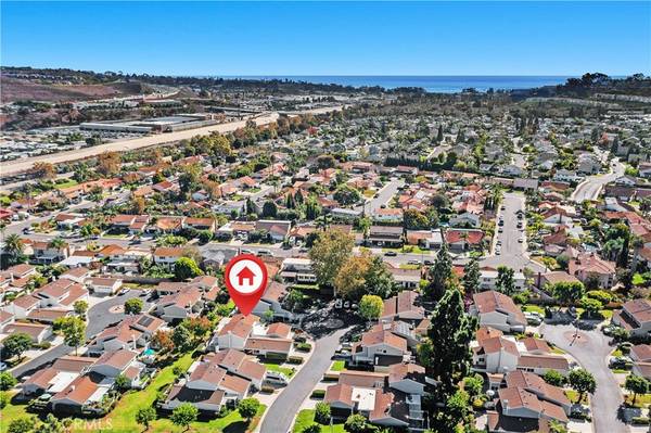 San Juan Capistrano, CA 92675,33102 Halfmoon CT