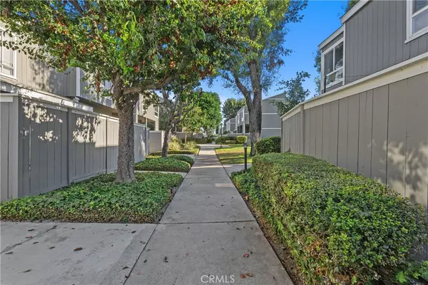 Santa Ana, CA 92704,2730 W Segerstrom AVE #D