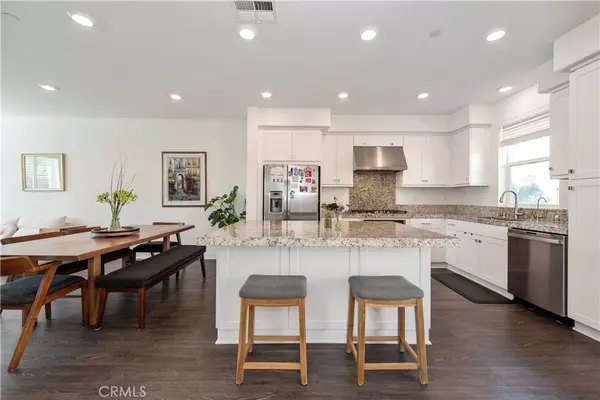 Lake Forest, CA 92630,371 Bellver